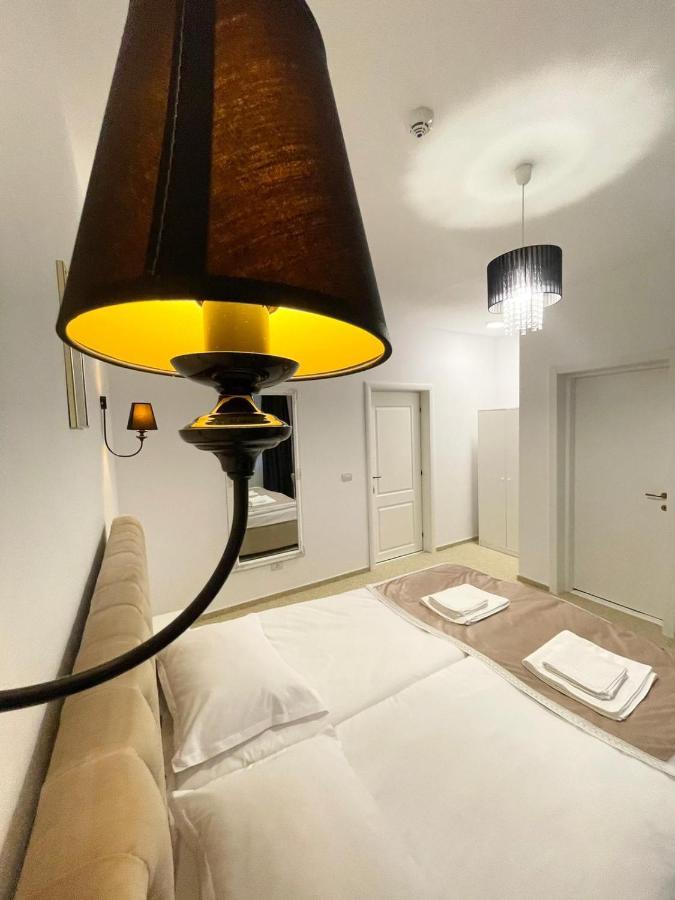 Cochet Boutique Hotell Târgu Jiu Eksteriør bilde