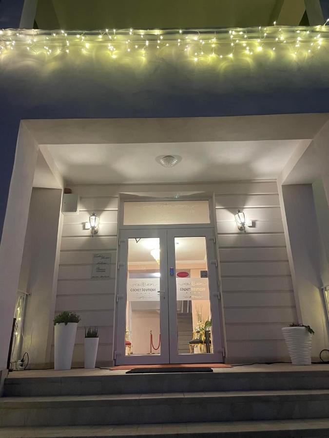 Cochet Boutique Hotell Târgu Jiu Eksteriør bilde