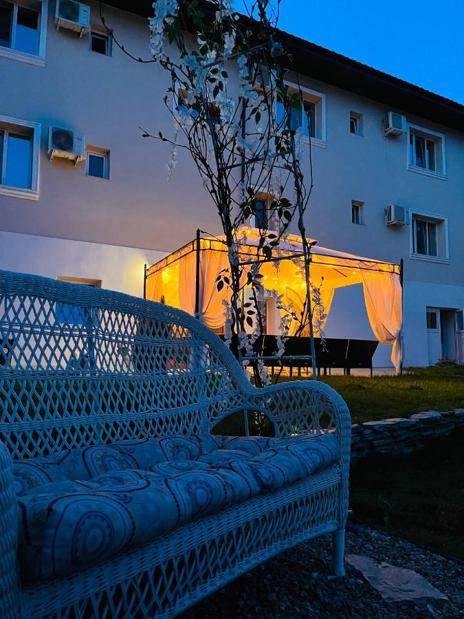 Cochet Boutique Hotell Târgu Jiu Eksteriør bilde