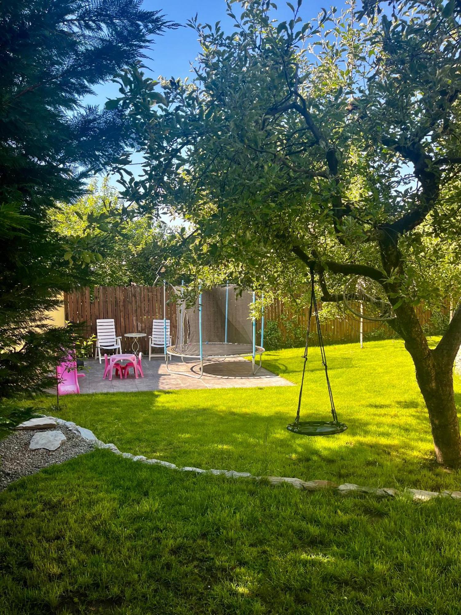 Cochet Boutique Hotell Târgu Jiu Eksteriør bilde
