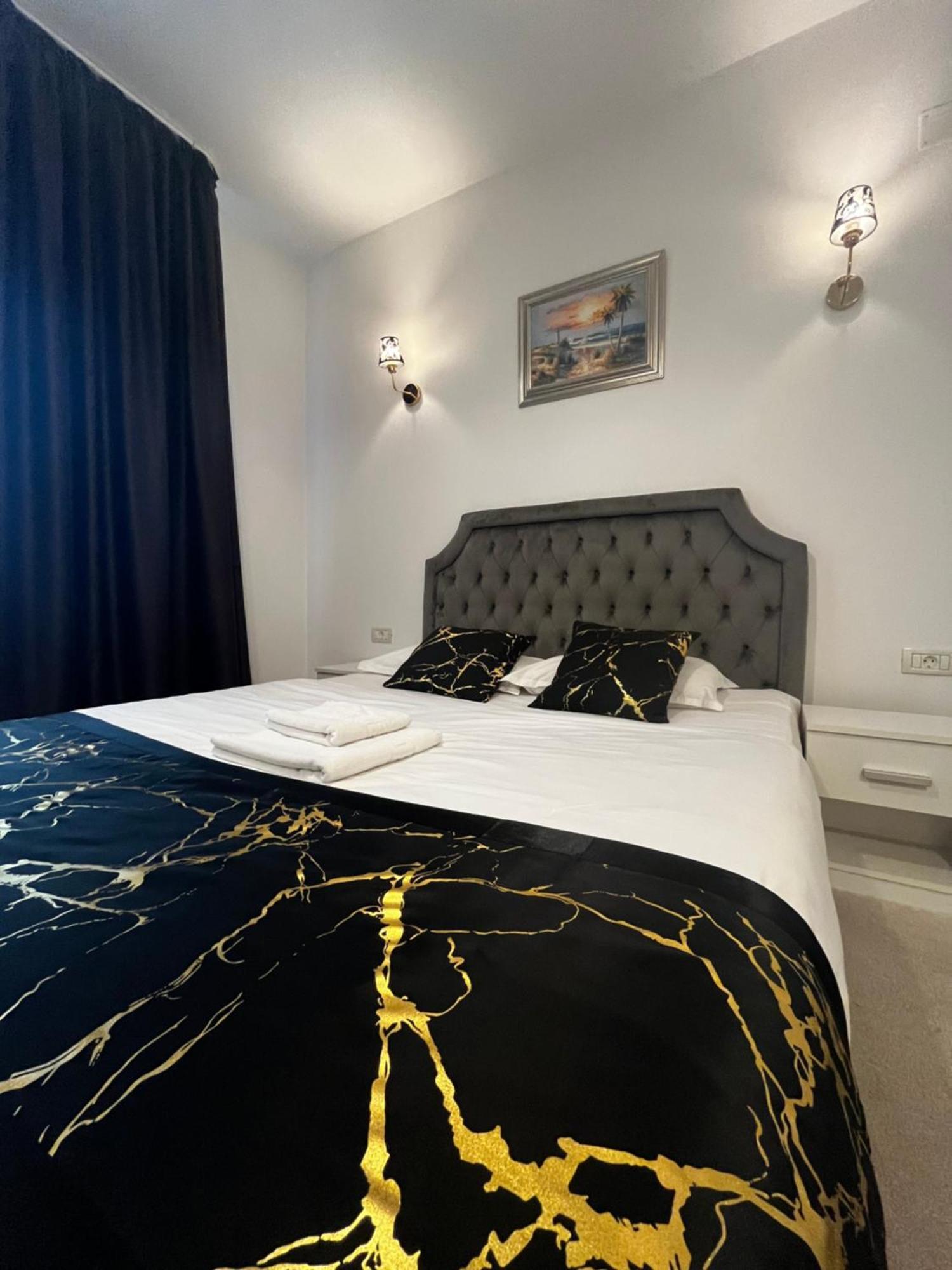 Cochet Boutique Hotell Târgu Jiu Eksteriør bilde